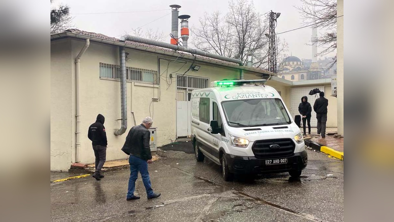 Otomobil Kazasında Yaralanan Genç Hayatını Kaybetti