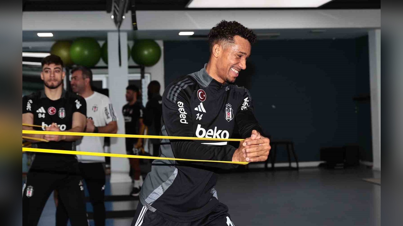 Beşiktaş, Rizespor karşılaşması için sabah antrenmanı gerçekleştirdi
