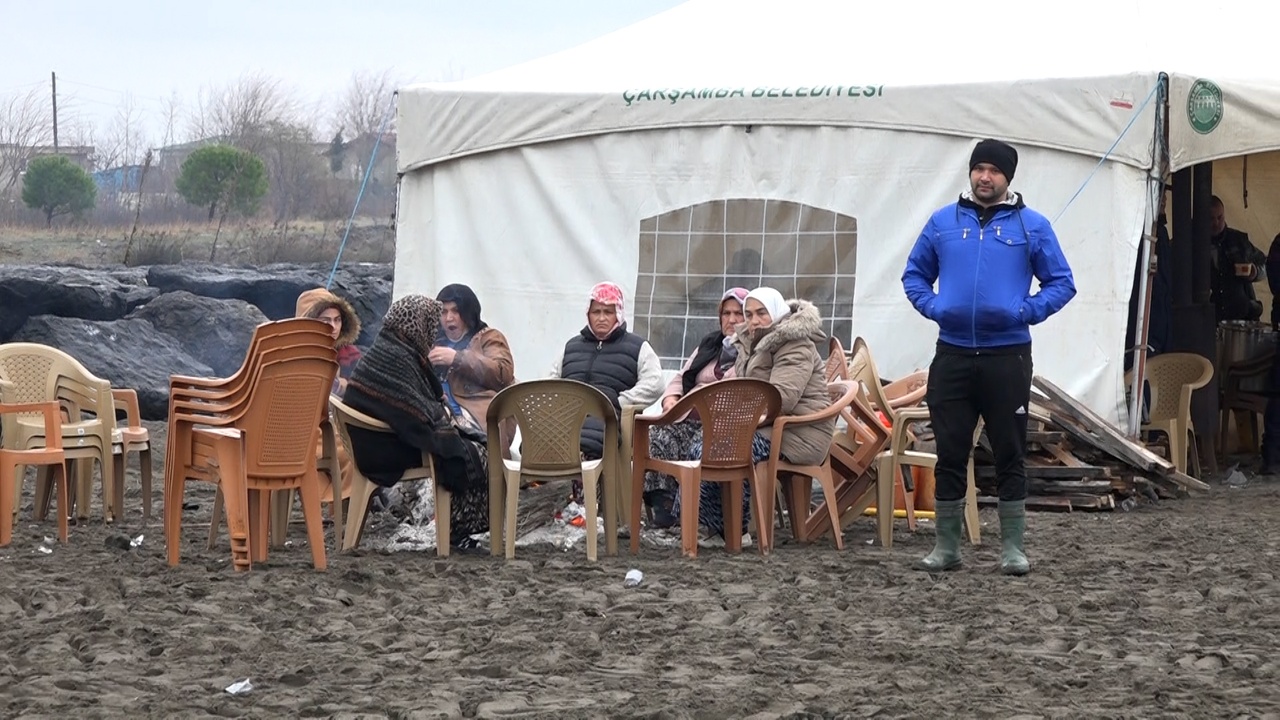 Samsun'da Kayıp Balıkçı İçin Arama Çalışmaları Devam Ediyor