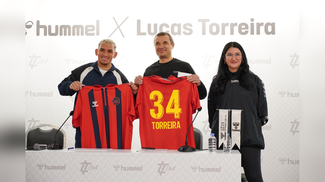 Lucas Torreira, Galatasaray'da Bulunduğu İçin Mutluluğunu Paylaştı