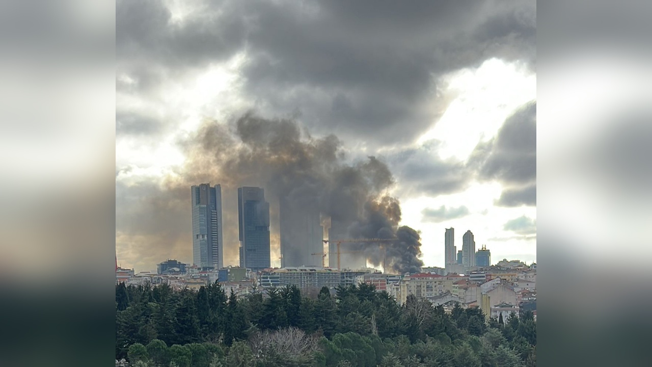 Şişli'de Yangın Paniği: Bina Alev Alev Yandı