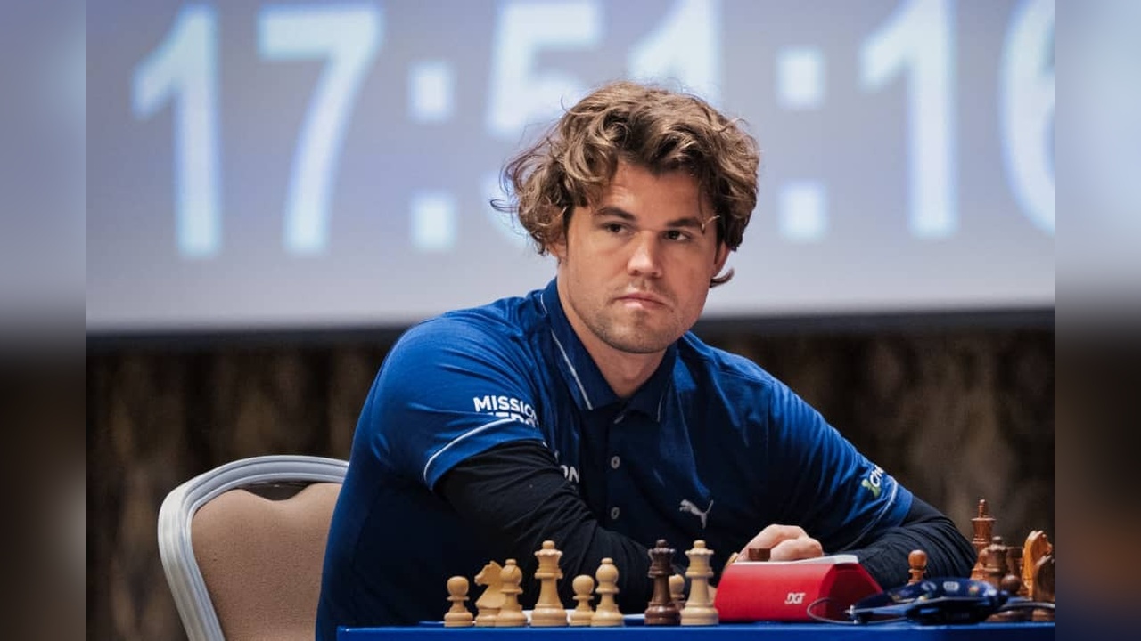 Magnus Carlsen, Pantolon Krizinin Ardından Turnuva Sahnesine Geri Dönüyor
