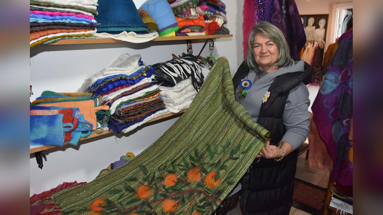 Keçe Ustası Geleneksel Sanatı Modern Yaklaşımlarla Yaşatıyor