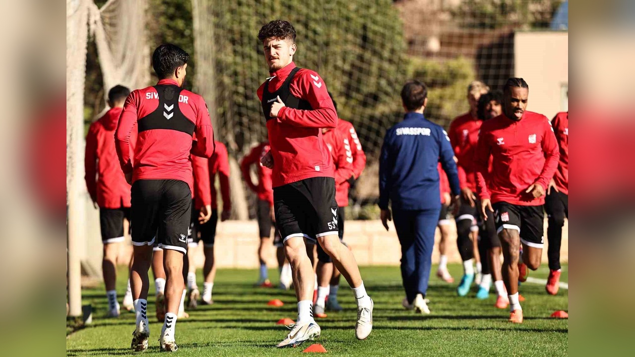 Sivasspor, Pas Çalışmalarıyla Hazırlıklarını Sürdürüyor