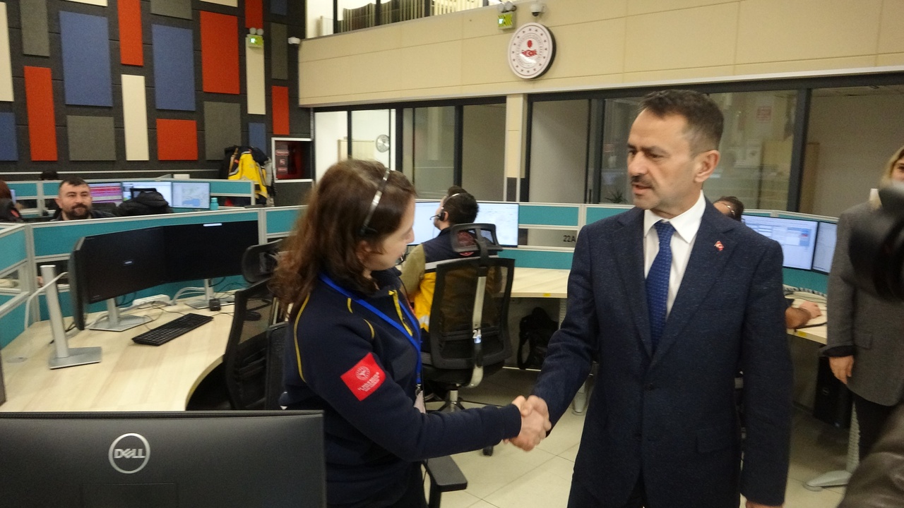 Kocaeli 112 Acil Çağrı Merkezi'ne Yıl İçinde İki Milyondan Fazla Çağrı Yapıldı