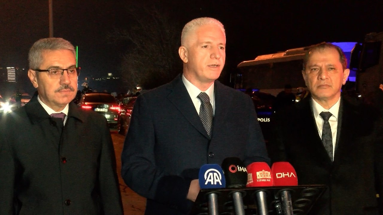 Vali Gül, Yeni Yılı 15 Temmuz Şehitler Köprüsü'nde Karşıladı
