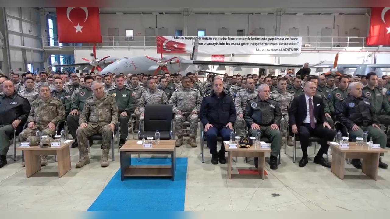 Cumhurbaşkanı Erdoğan, Batman'daki Mehmetçiklere Yeni Yıl Mesajı Gönderdi