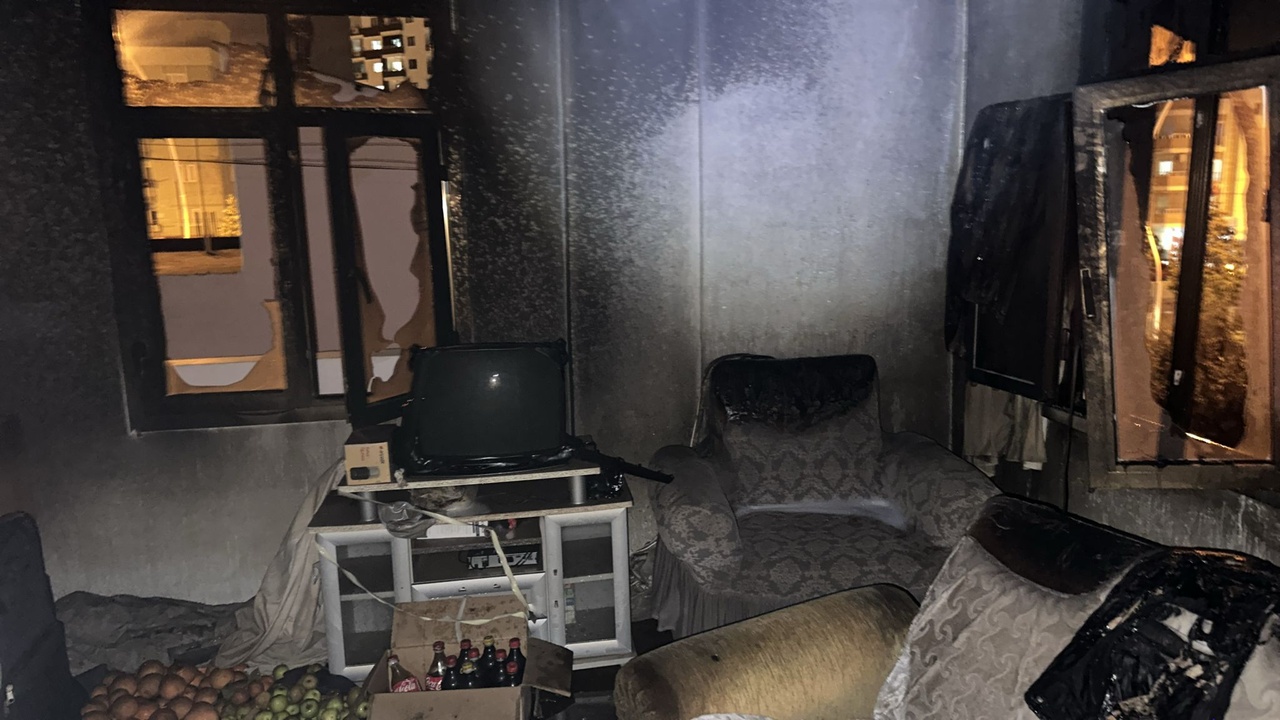 Yılbaşı Gecesi Mersin'de Yangın: 3 Kişi Dumandan Etkilendi