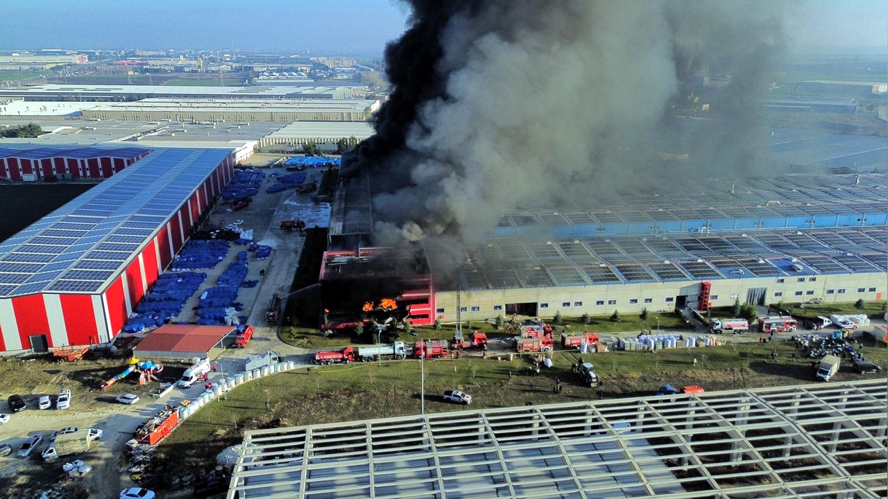 Kırklareli'de Oyuncak Fabrikasında Yangın Çıktı