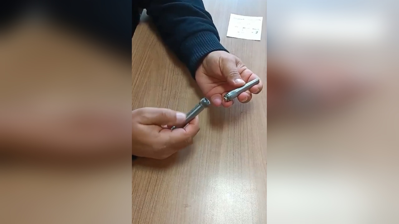 Kalem Görünümlü Suikast Silahı Ele Geçirildi