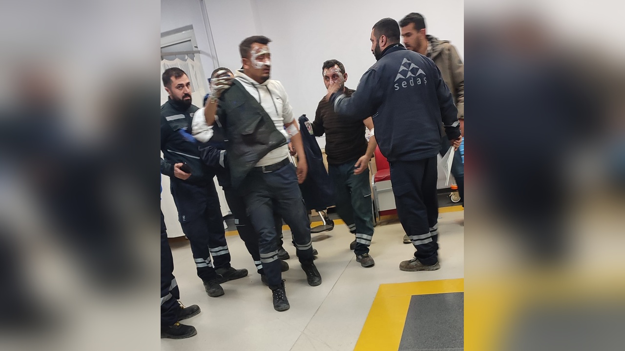 Elektrik Panosundaki Patlama İki Teknisyeni Yaraladı