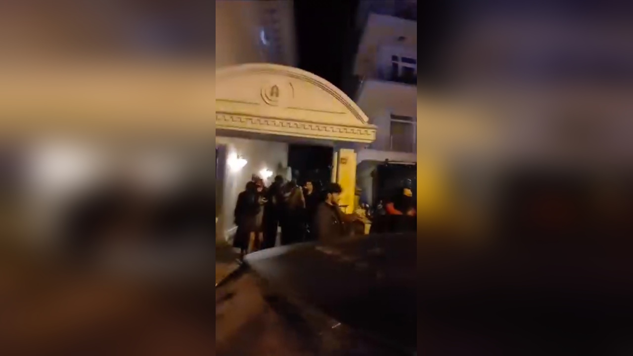 Sarıyer'deki Yılbaşı Partisine Polis Müdahalesi