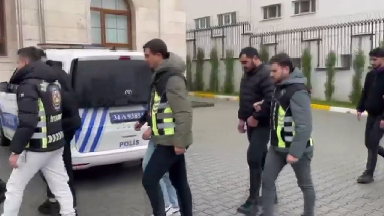 Sultanbeyli'de Trafik Kurallarını İhlal Eden Sürücülere Cezalar Uygulandı