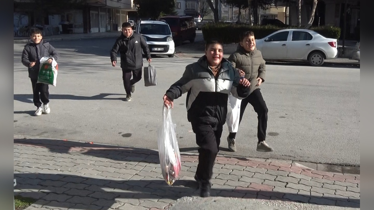 Şivlilik Geleneği Konya'da Çocukları Mutlu Ediyor