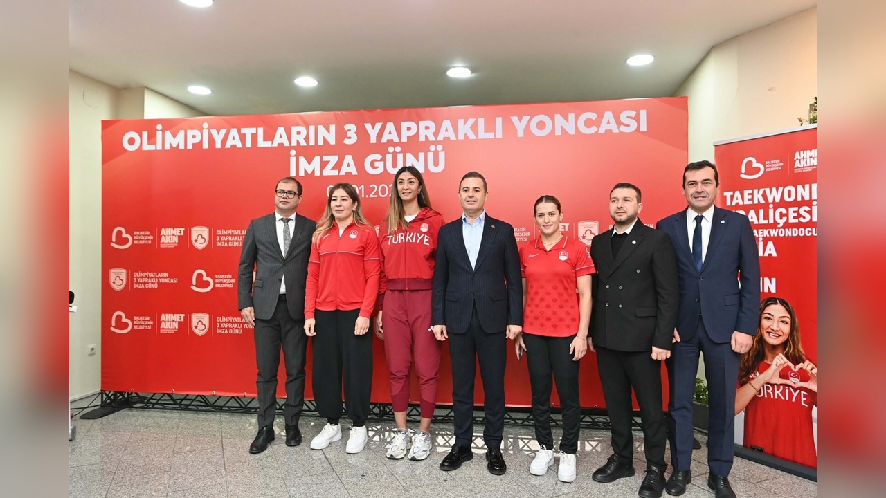 Nafia Kuş, Balıkesir Büyükşehir Belediyespor'a Katıldı