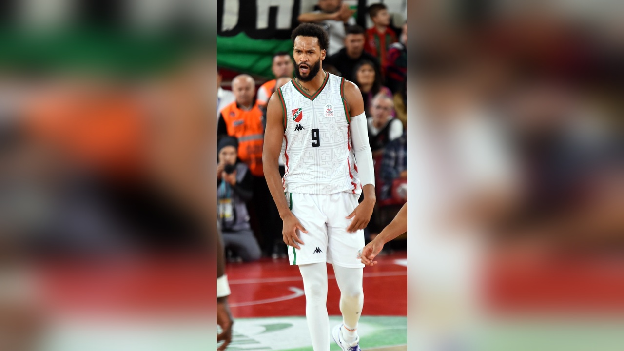 Karşıyaka'nın Webb'i Berlin'e Uçuyor