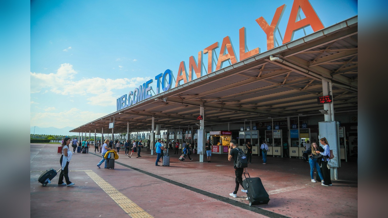 Antalya, 2024 Yılında Ziyaretçi Rekoru Kırdı