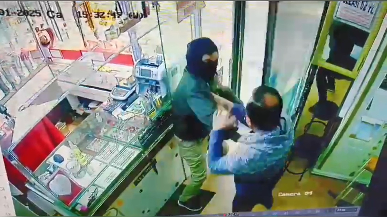 Kuyumcudan Cesur Direniş: Soygun Girişimi Başarısızlıkla Sonuçlandı