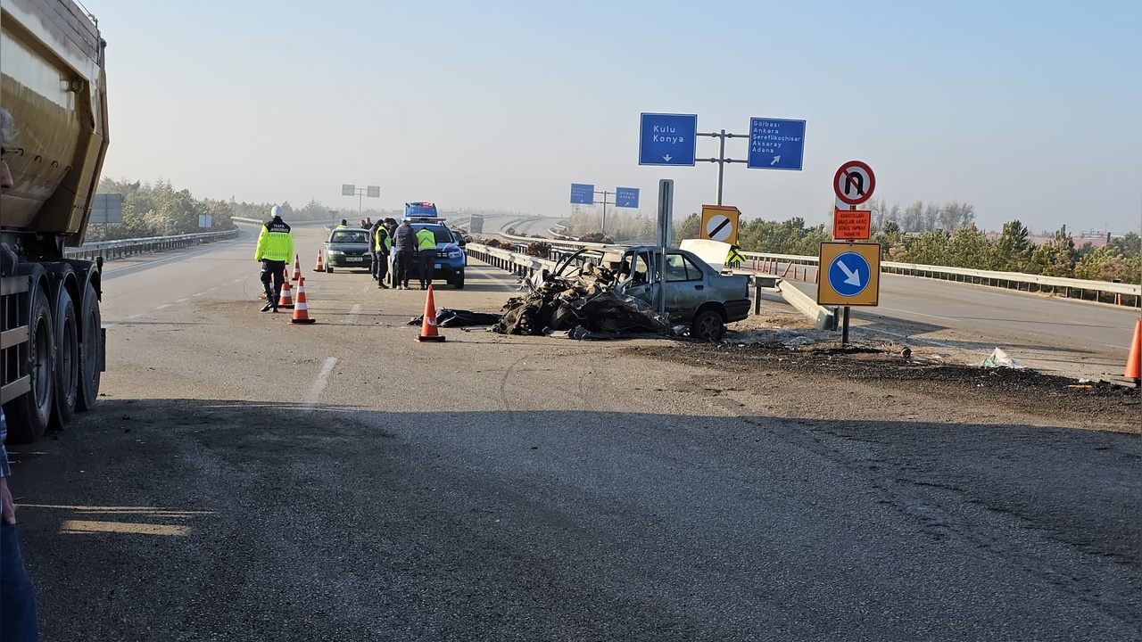 Konya'da Otomobil ve TIR Çarpışması: Bir Kişi Hayatını Kaybetti