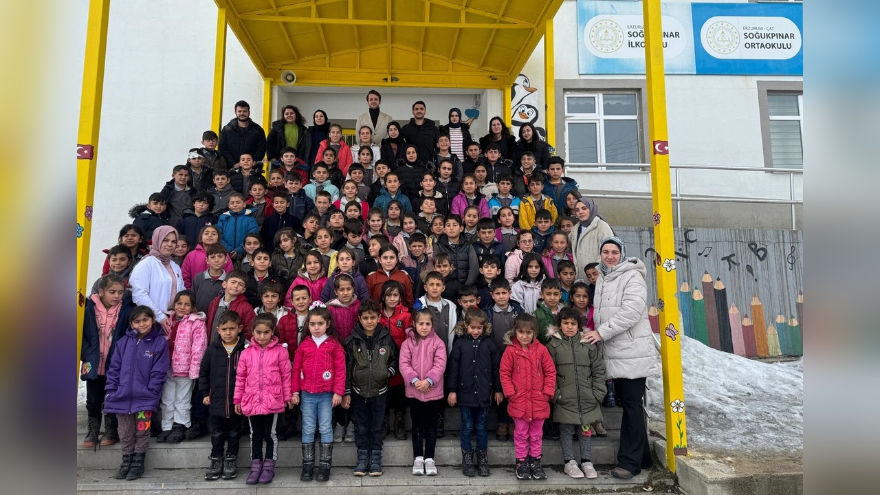 Öğretmenlerden Örnek Davranış: Lojmanı Öğrenciler İçin Açtılar
