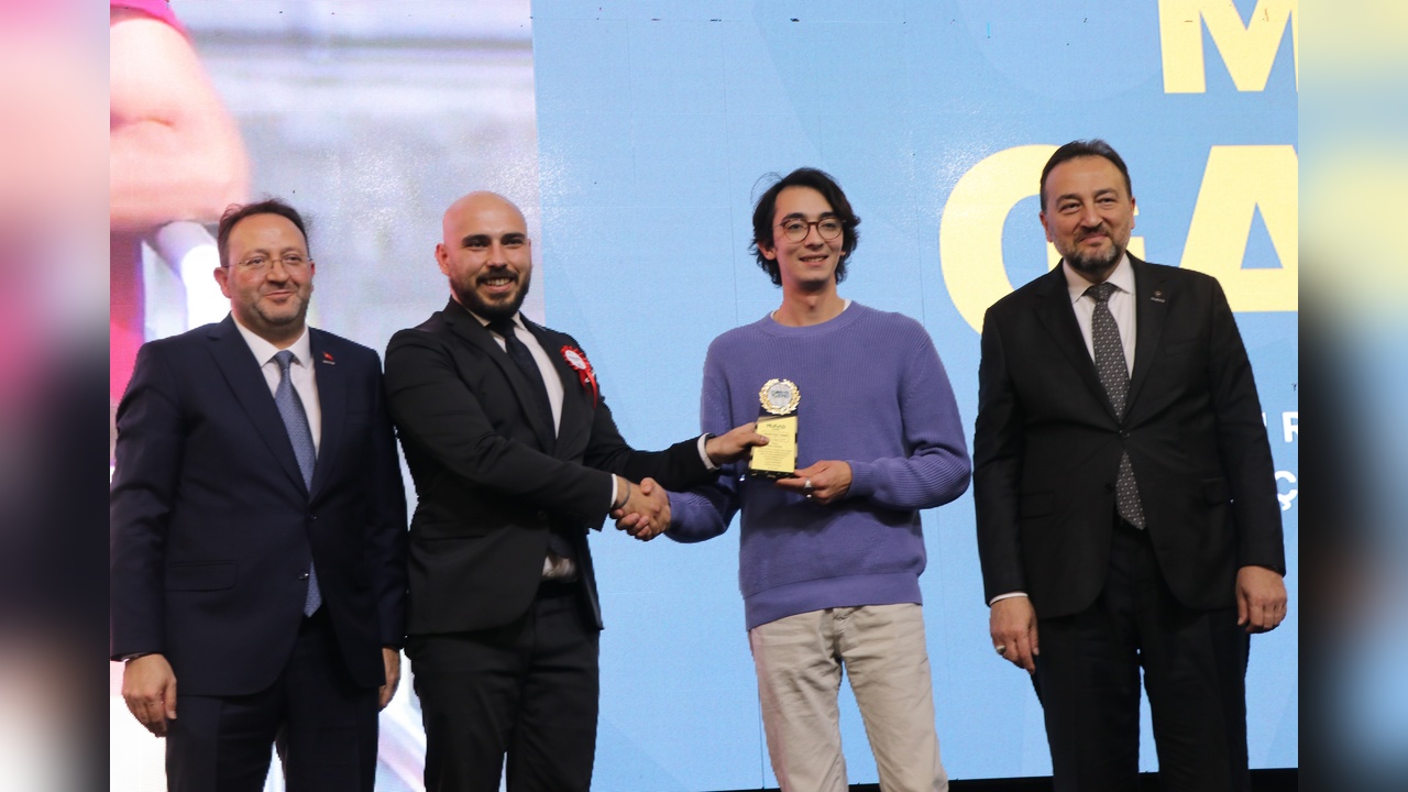 MÜSİAD, Kayseri'de Türkiye Yüzyılı Ödül Töreni Gerçekleştirdi
