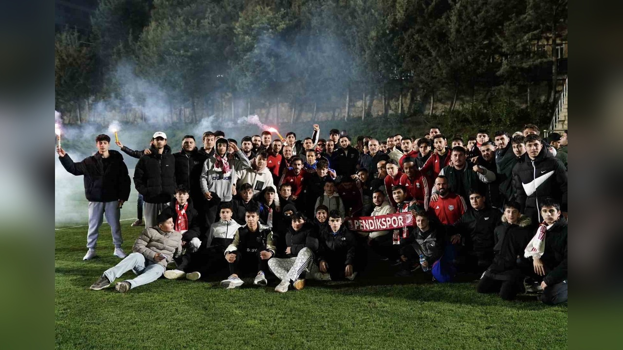 Pendikspor Taraftarından Takıma Moral Desteği