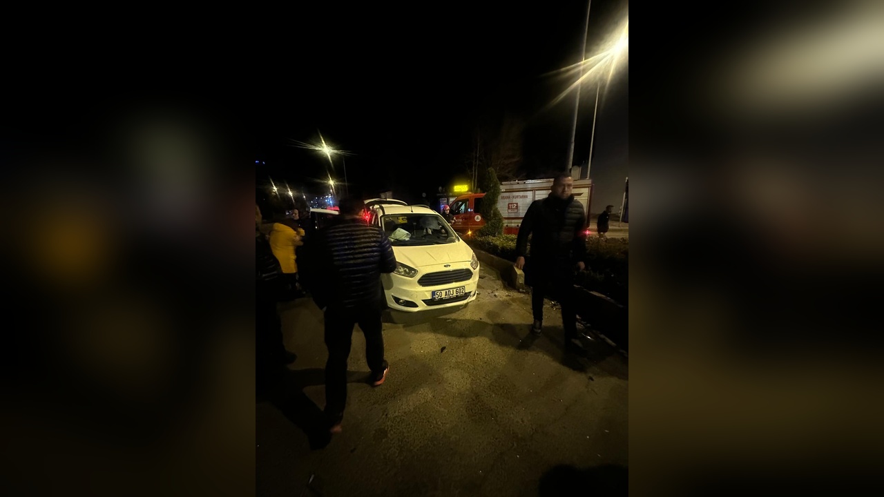 Nevşehir'de Trafik Kazası: 9 Kişi Yaralandı