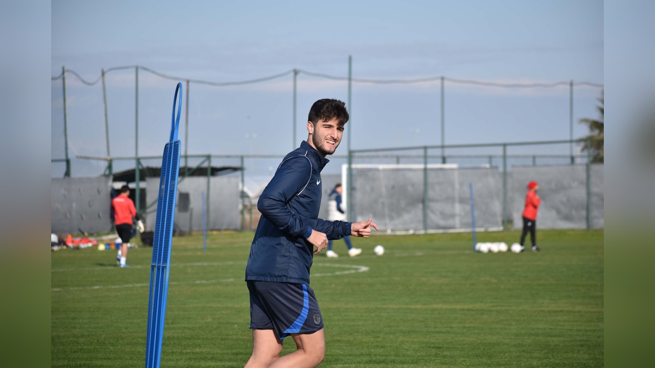 Altınordu Futbol Takımı'ndan Şampiyonluk Mesajı