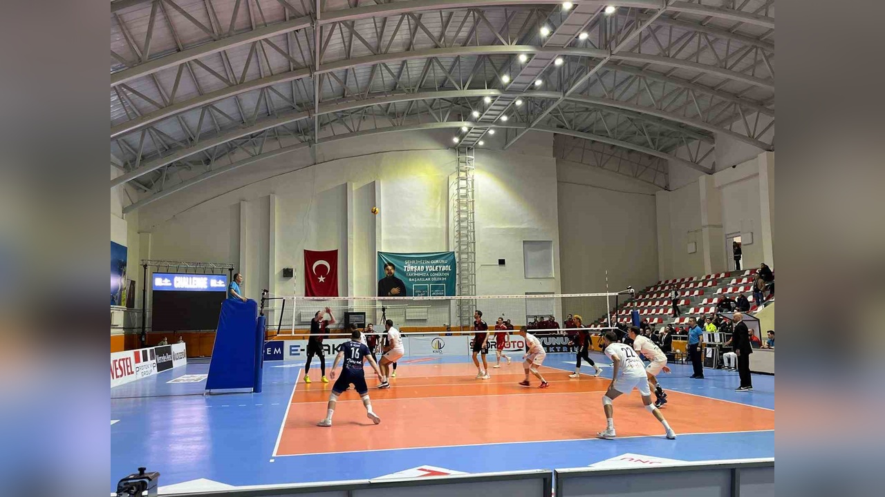 Spor Toto, Efeler Ligi'nde TÜRŞAD'ı Mağlup Etti
