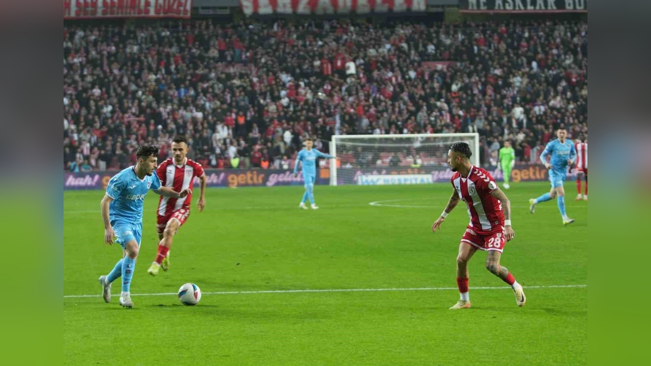Samsunspor ve Trabzonspor Arasında Gergin Beraberlik