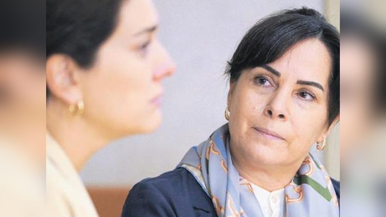 Hikayenin Gülümseyen Yüzü: Bir Anlatımın Derinlikleri