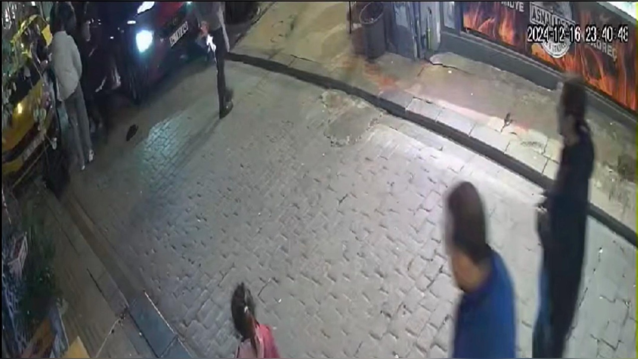 Beyoğlu'nda Taksiciye Saldırı Girişimi: Şüpheli Tutuklandı