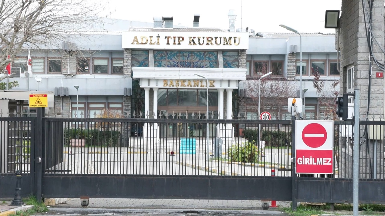 Esenyurt'ta Tartışma Kanlı Bitti: Sevgili Vuruldu, Şüpheli İntihar Girişiminde Bulundu