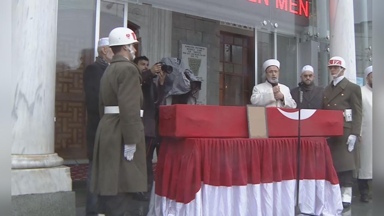 Cumhurbaşkanı Erdoğan, Son Görevini Yerine Getirdi