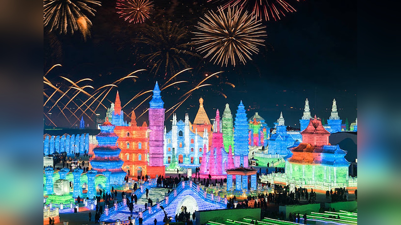Harbin'de 41. Uluslararası Buz ve Kar Festivali Kapılarını Açtı