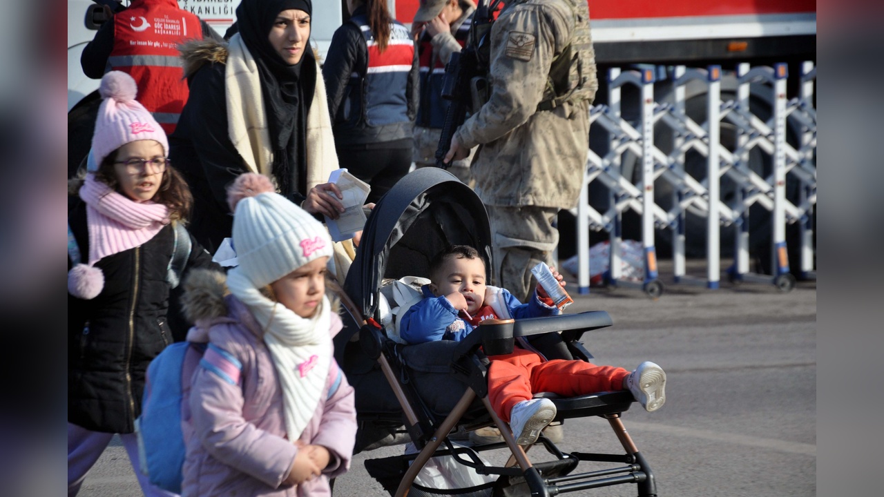 Savaşın Ardından Ülkesine Dönen Suriyeli Mahmut Umutlu Mesajlar Verdi