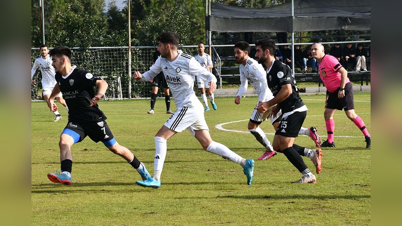 Somaspor, Özel Maçta Altay'ı Geçti