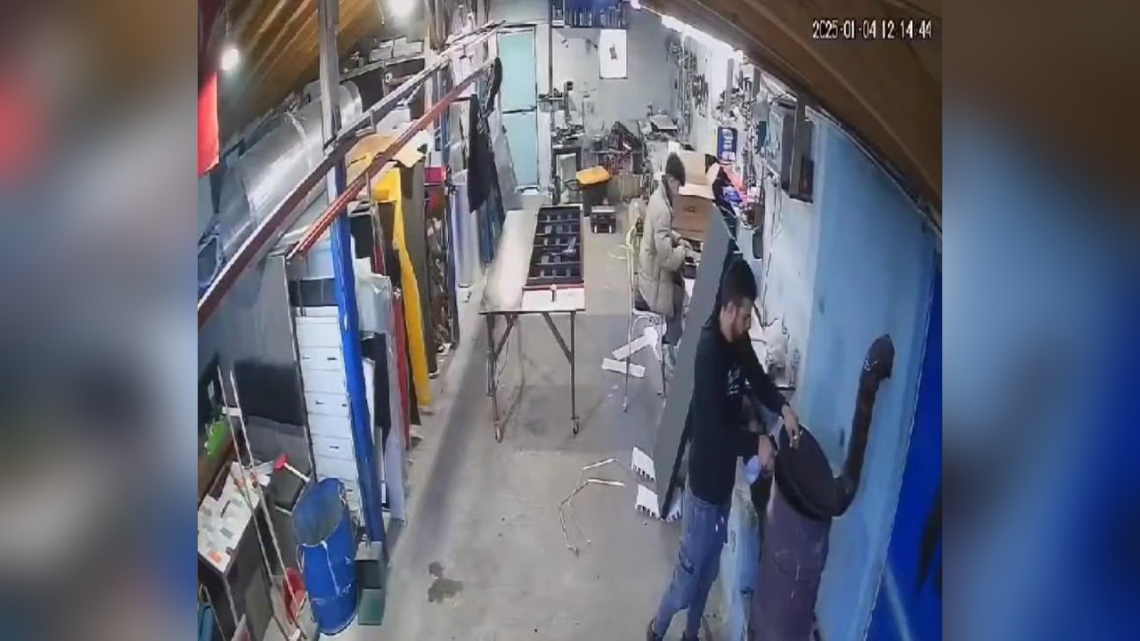 Sultangazi'de Sobaya Tiner Dökme İhmalinin Sonucu: Yüz Yaraları