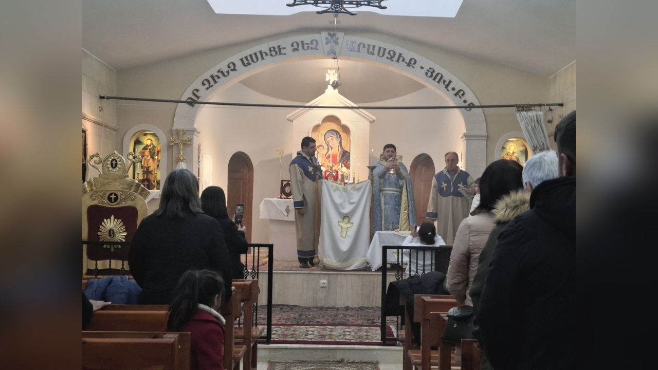 Ermeni Mahallesi'nde Noel Coşkusu Yaşandı