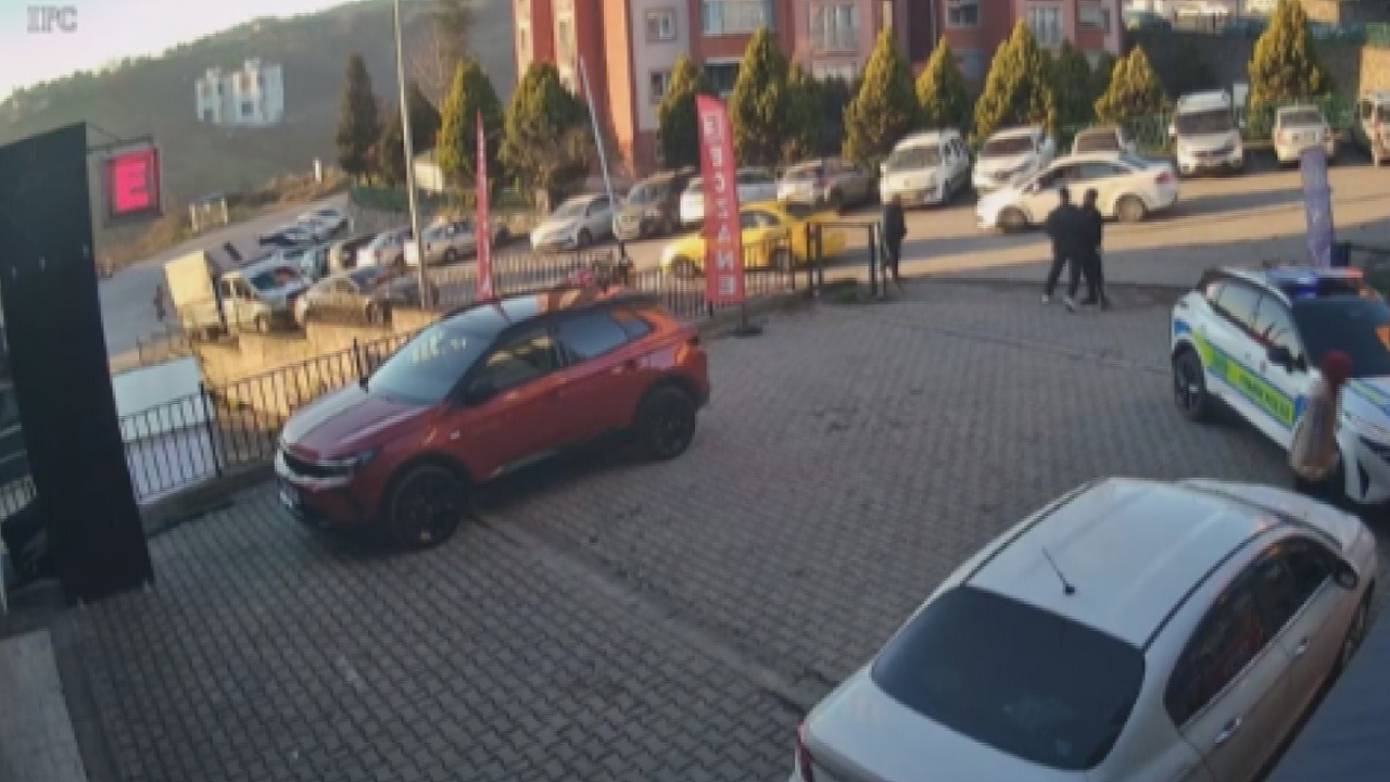 Eczacı ve Polis Arasında Motosiklet Tartışması