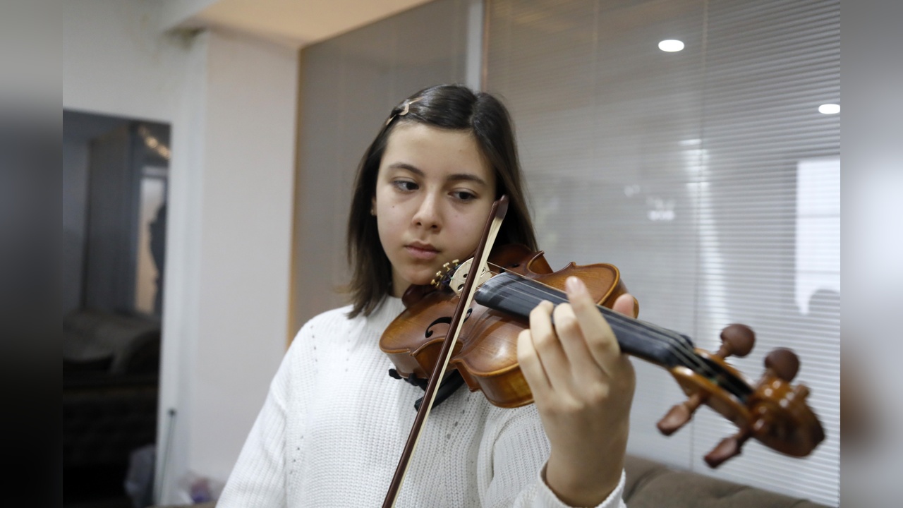 Keman Videosu ile Virtüözlük Yolculuğu Başladı