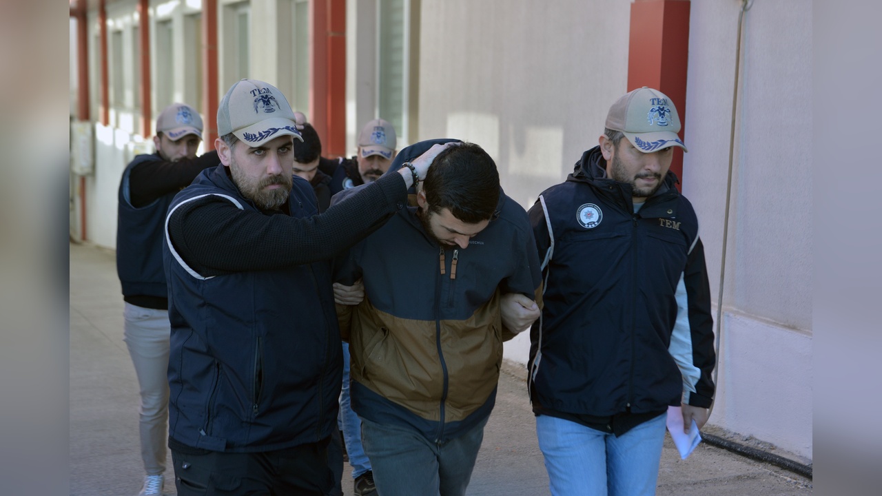 Yardım Toplama Faaliyetleri DEAŞ'a Para Aktardı