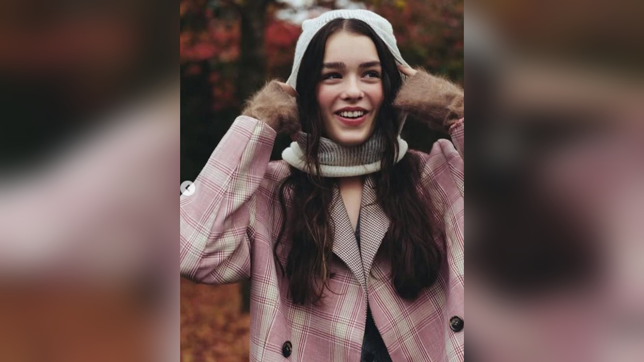Ayça, Duygusal Bir Paylaşımda Bulundu