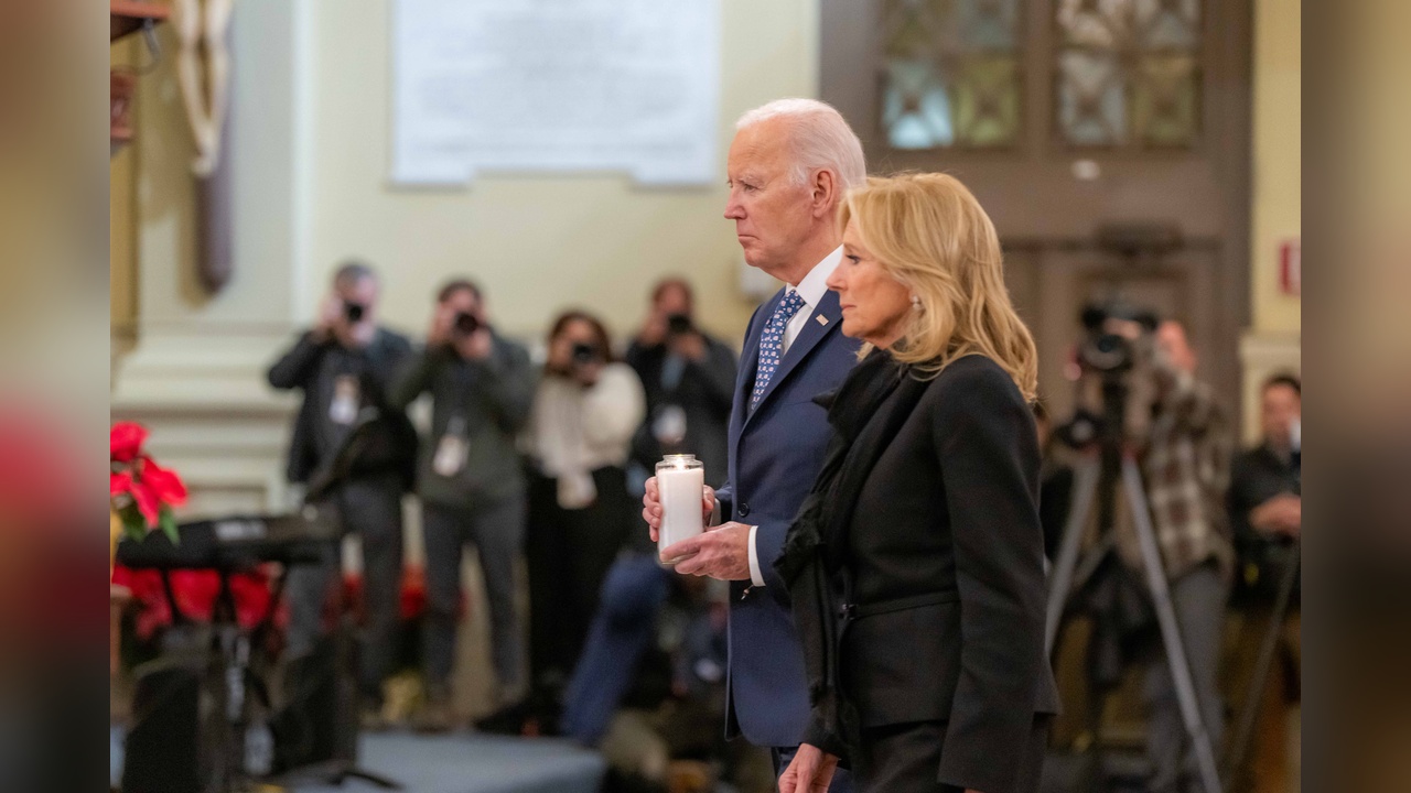 Biden, New Orleans'taki Saldırıda Hayatını Kaybedenlerin Aileleriyle Buluştu
