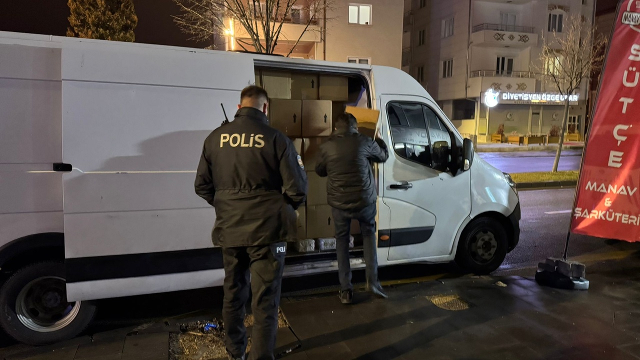 Nevşehir'de Büyük Zeytinyağı Operasyonu: 5 Bin 370 Litre Ele Geçirildi