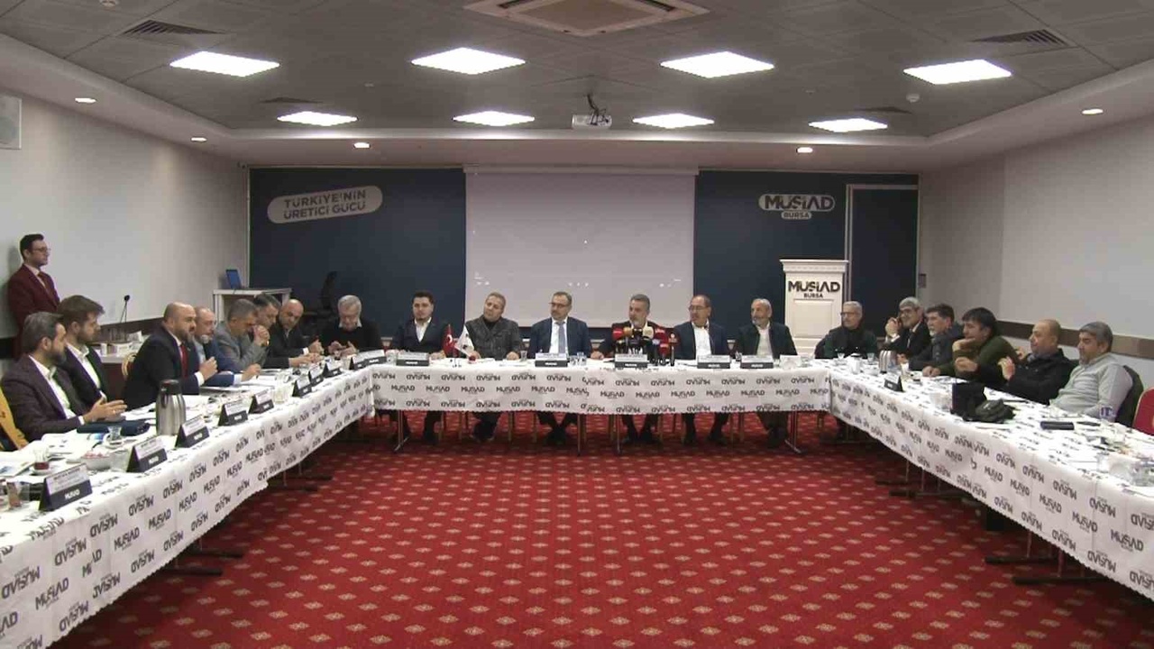 İş Dünyası 2024'ü Değerlendirdi: Beklentiler ve Hedefler
