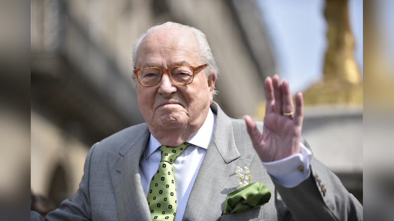 Fransız Siyasetçi Jean-Marie Le Pen Hayatını Kaybetti
