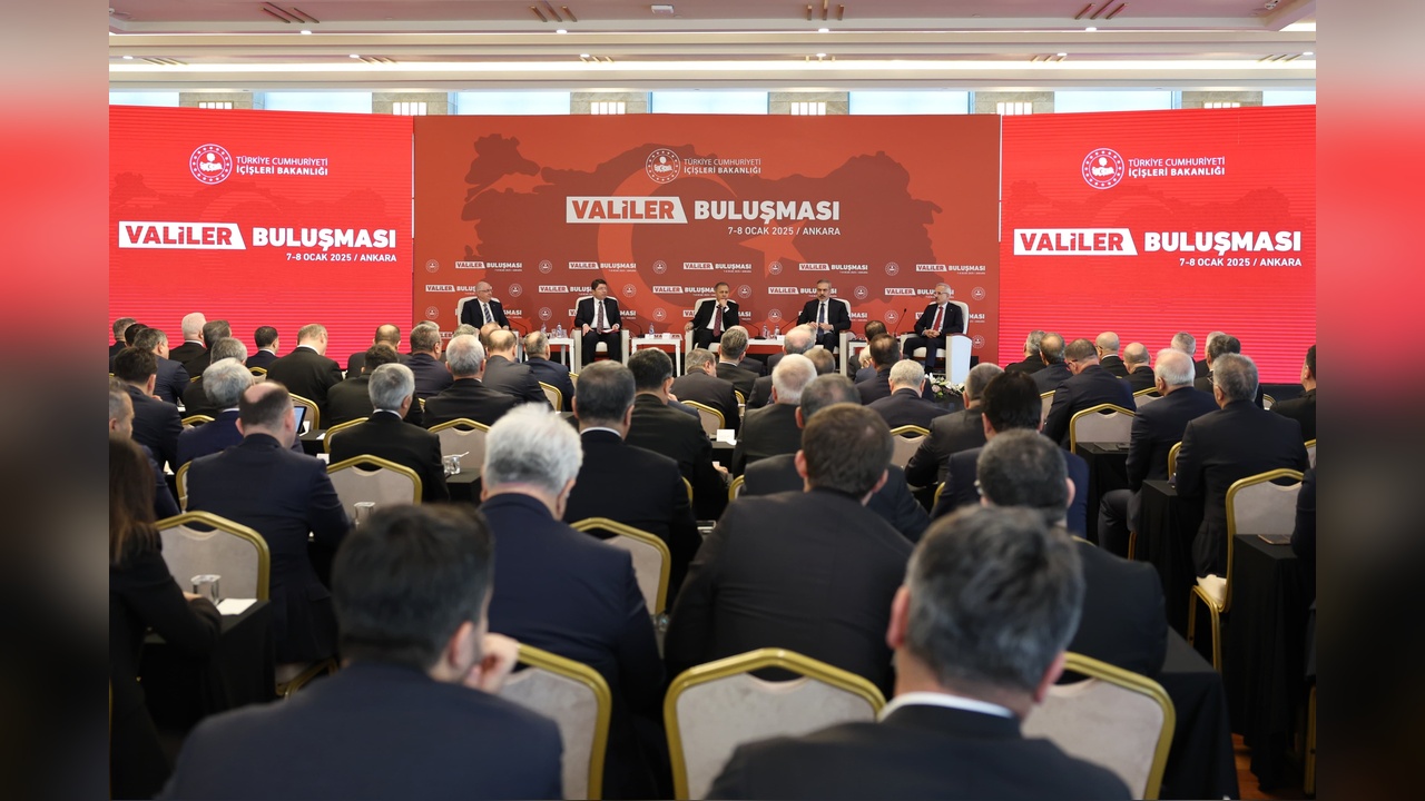 Cumhurbaşkanı Yardımcısı Yılmaz, Valilerle Toplantı Gerçekleştirdi