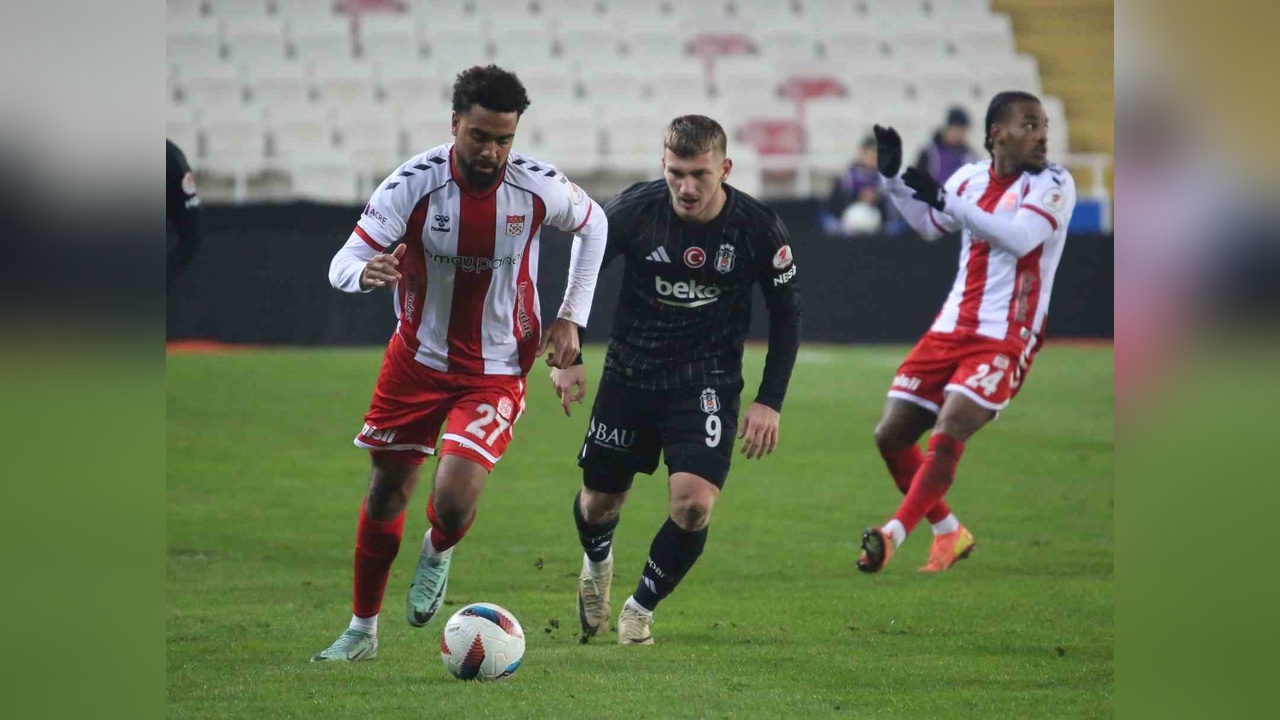 Beşiktaş, Ziraat Türkiye Kupası'nda Sivasspor'u Geçti