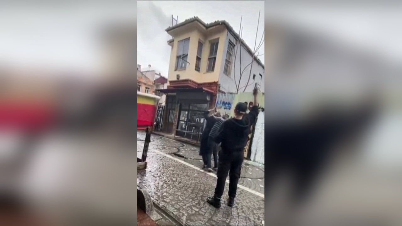 Fatih'te Seyyar Satıcı Cinayetinde Üç Tutuklama